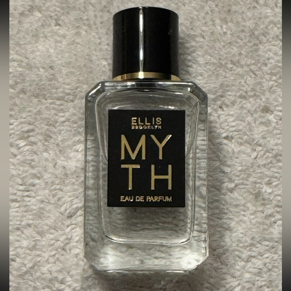 Ellis Brooklyn Myth Eau de Parfum Mini 7.5ml BRAND NEW - Picture 5 of 5